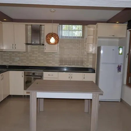 فيلة Luxury 5 Bedroom With Communal Pool, 1038 *