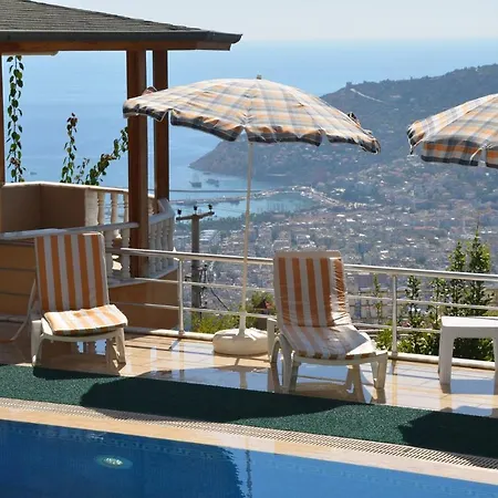 Luxury 5 Bedroom With Communal Pool, 1038 فيلة ألانيا