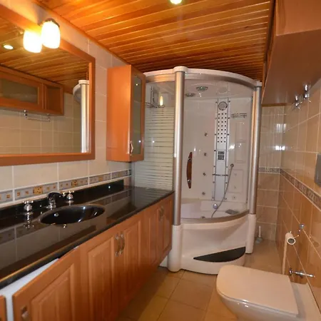 Luxury 5 Bedroom With Communal Pool, 1038 فيلة ألانيا