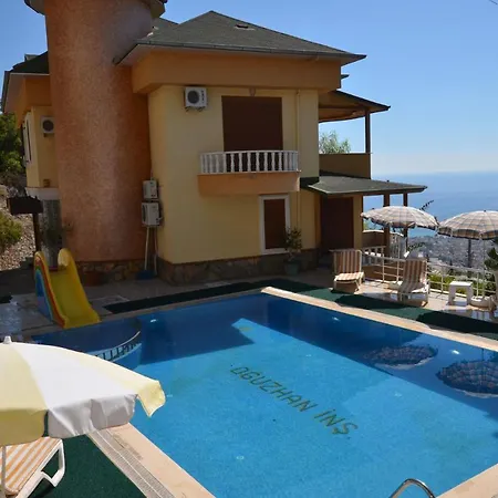Luxury 5 Bedroom With Communal Pool, 1038 فيلة *
