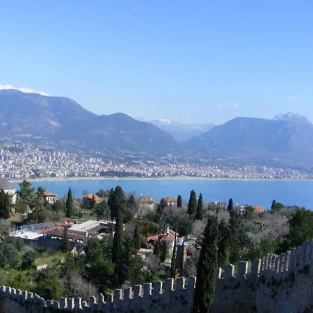 Luxury 5 Bedroom With Communal Pool, 1038 Villa