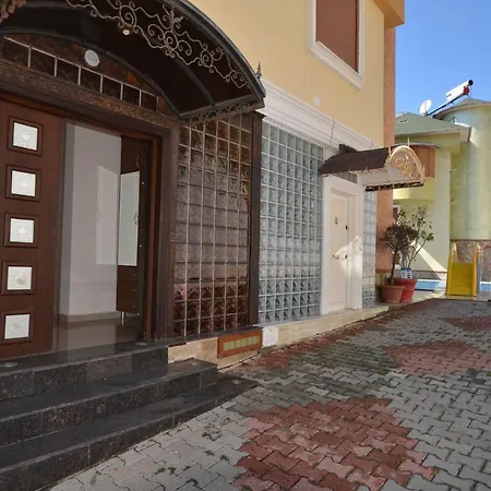Luxury 5 Bedroom With Communal Pool, 1038 Villa *